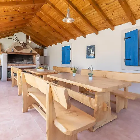 2 Pools-5 By Interhome Apartmán Sutivan