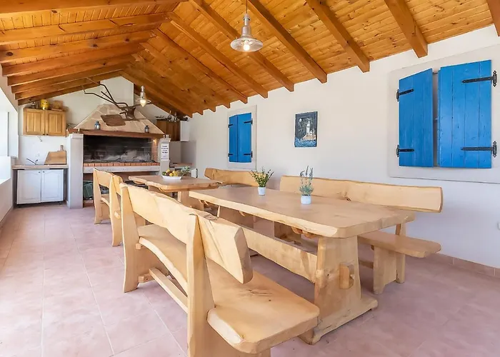 2 Pools-5 By Interhome Apartamento Sutivan